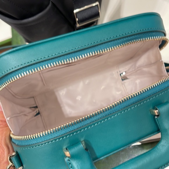 Kate Spade monstera leaves traveler trunk crossbody bag - Picture 9 of 16